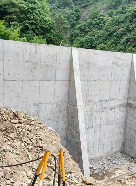 承德承德县重力式挡土墙
